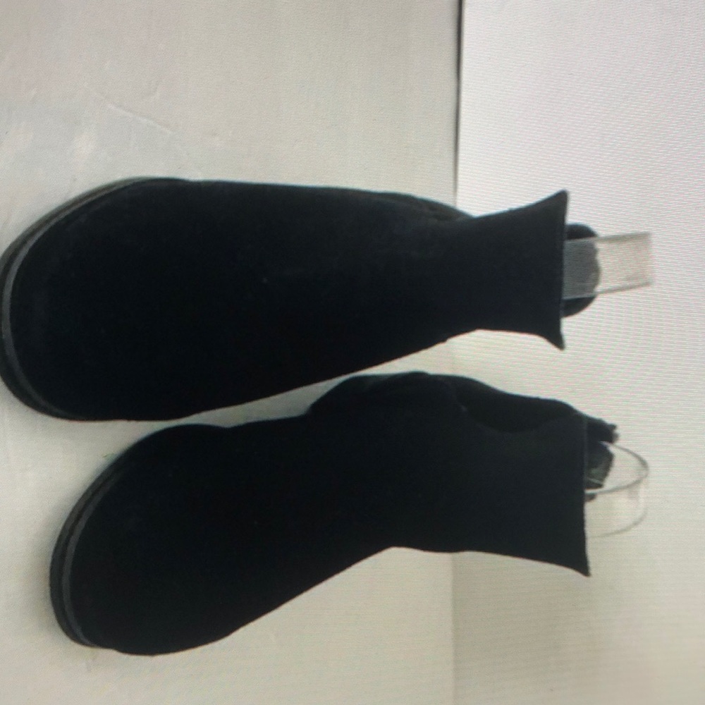 Blondo women’s suede leather waterproof ankle booties black size 8